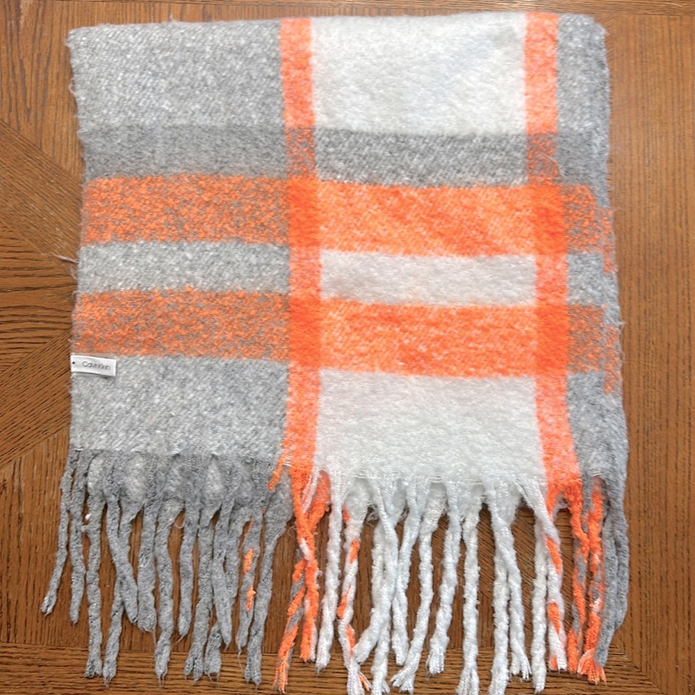 Calvin Klein super soft 6 foot long scarf (not including the fringe)!! EUC